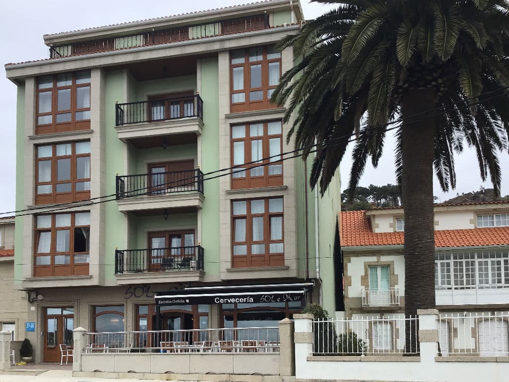 Pensión y cervecería en A Costa da Morte