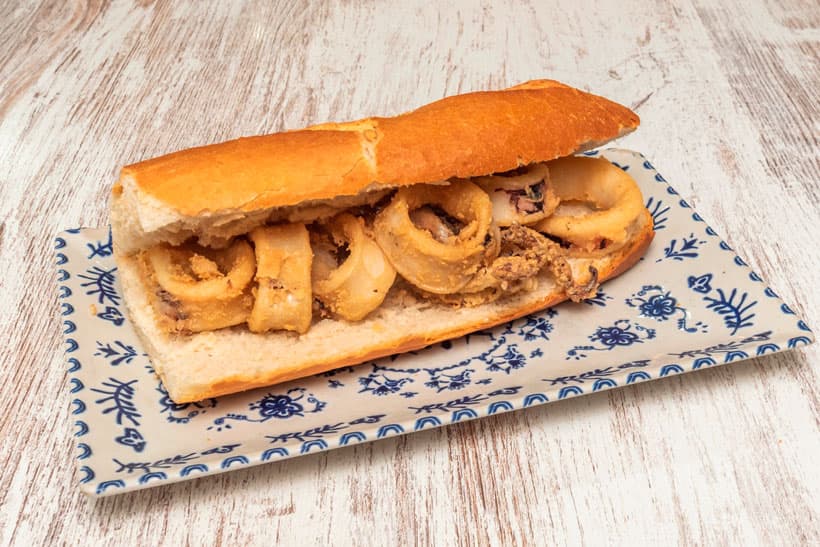 Comer bocadillos y sándwiches en Carnota